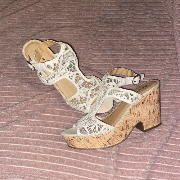 American Eagle Outfitters Shoes - American Eagle Lace Chunky Heel w/ Buckle Ankle Strap- Platform Base